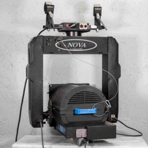 Fresnel 2 kw sur lyre NOVA