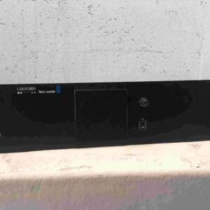 Enceinte en rack pour régie