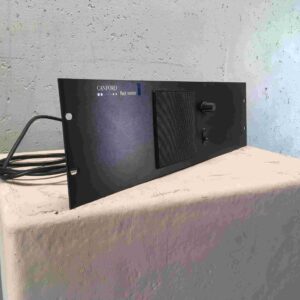 Enceinte en rack pour régie